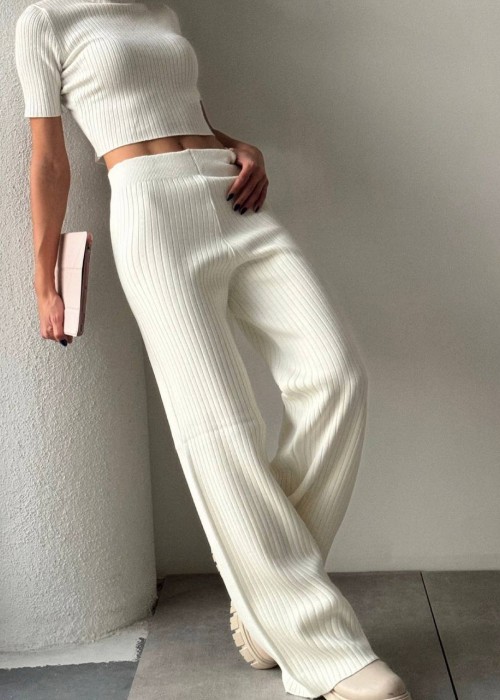 187319 WHITE TROUSERS KNITWEAR