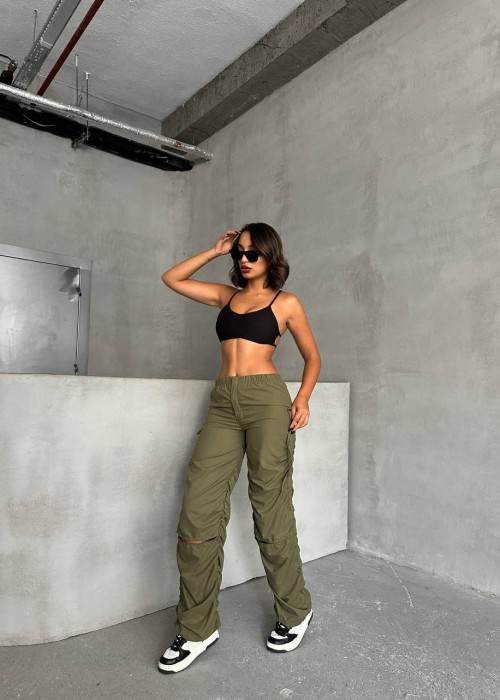 194353 KHAKI TROUSERS