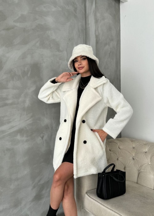 195262 WHITE COAT FUR