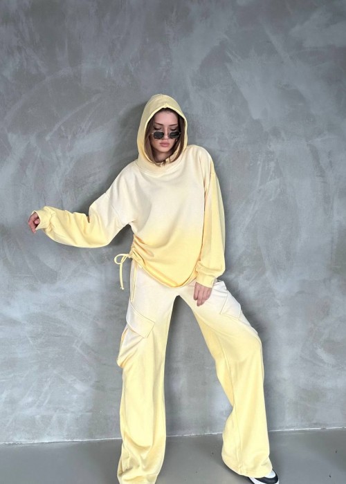 198712 YELLOW TRACKSUIT 3 YARN