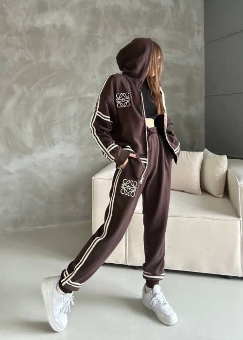 198718 COFFEE TRACKSUIT 3 YARN