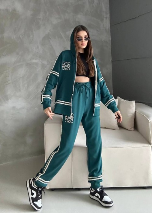 198720 GREEN TRACKSUIT 3 YARN